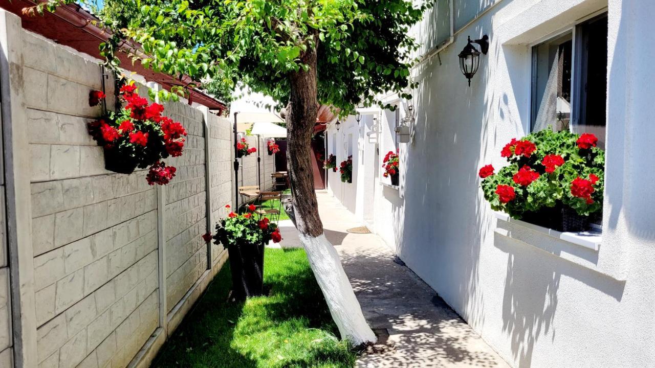 Apartamento Rose Garden House Bucarest Exterior foto
