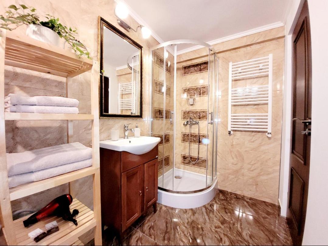 Apartamento Rose Garden House Bucarest Exterior foto